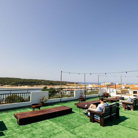 Mute Hostel Milfontes Vila Nova de Milfontes Buitenkant foto